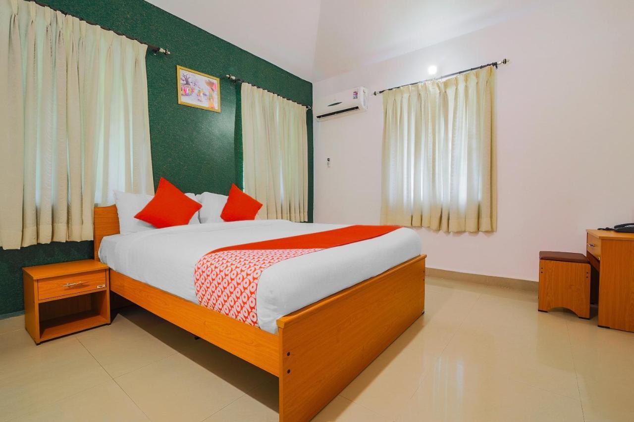 Super Hotel O The Goan Courtyard Colva Exterior foto